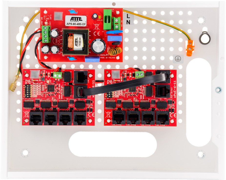 Atte Zestaw do 9 kamer IP switch PoE 9P+1UP IP-9-11-E IP-9-11-E