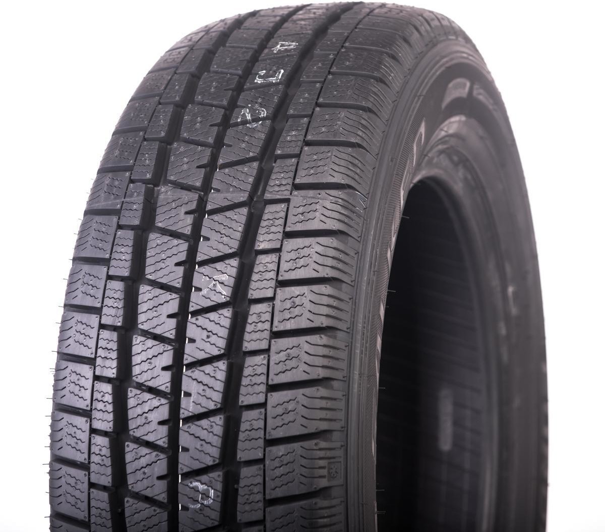 Falken EUROWINTER VAN01 235/60 R17C 117/115S