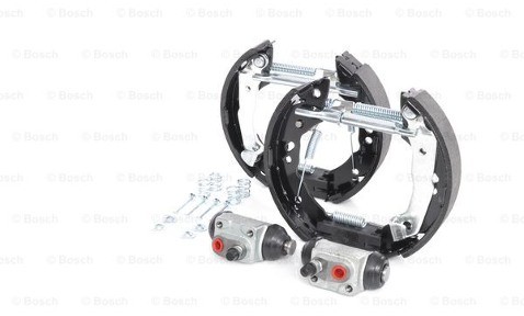 BOSCH KIT SUPERPRO, zestaw szczek hamulcowych + cylinderek hamulca koła zamontowany z tyłu, 0 204 114 673 0204114673