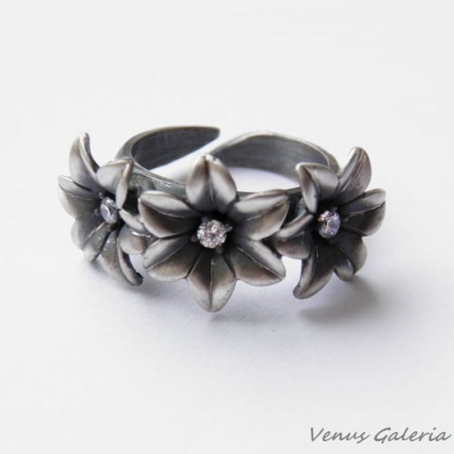 Skagen Pierścionek srebrny - Niezapominajki trzy regulowany 1805