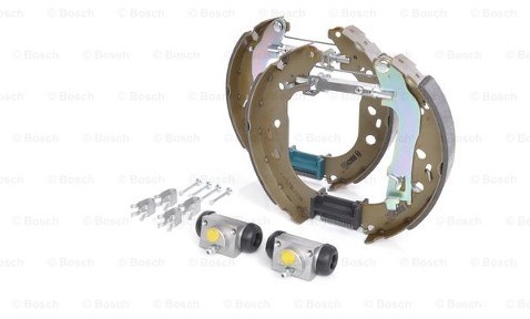 BOSCH KIT SUPERPRO, zestaw szczek hamulcowych + cylinderek hamulca koła zamontowany z tyłu, 0 204 114 656 0204114656