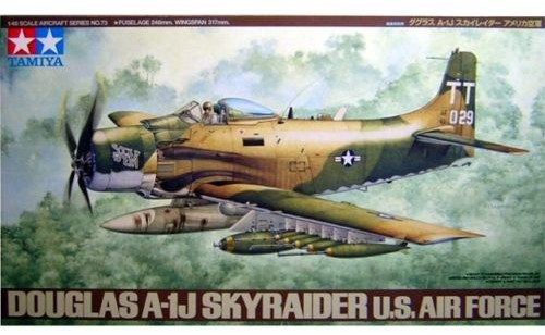 Tamiya TAMIYA  Douglas A1J Skyraider USAF 61073