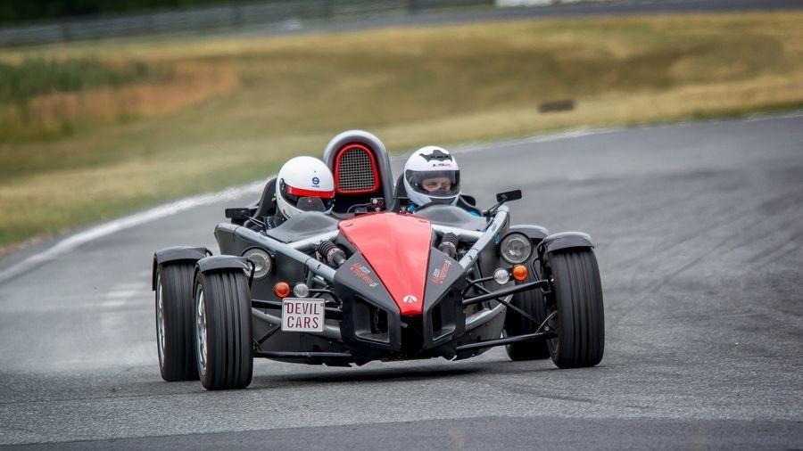 Jazda bolidem Ariel Atom - kierowca - Tor Krzywa Wrocław - 1 okrążenie JBAAWO