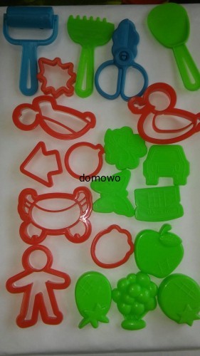 PLASTIKOWE FOREMKI do ciastoliny do ciastek 20 szt