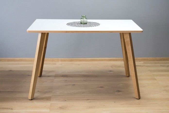 Delta Stół Laminowany Prostokątny Biały Dębowe Nogi