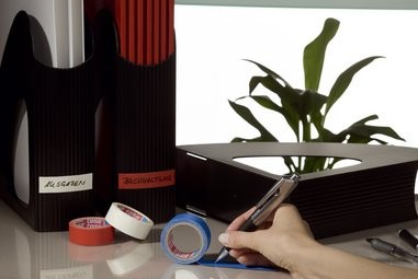 tesa Taśmy klejącej Tesa taśma klejąca z tkaniny z dużym rolki, o szerokości 19 MM, długość 50 m, czerwony 57230-00004-02