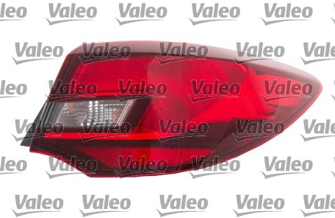 VALEO Lampa tylna zespolona 044957