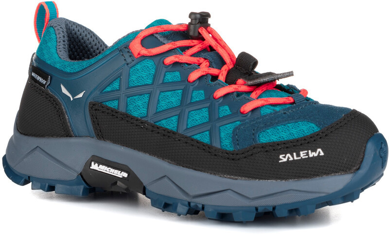 Salewa Wildfire WP Buty Dzieci, caneel bay/fluo coral EU 35 2021 Buty podejściowe 00-0000064009-8641-35