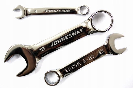 Jonnesway Klucz Płasko-oczkowy Krótki 13mm Cr-v