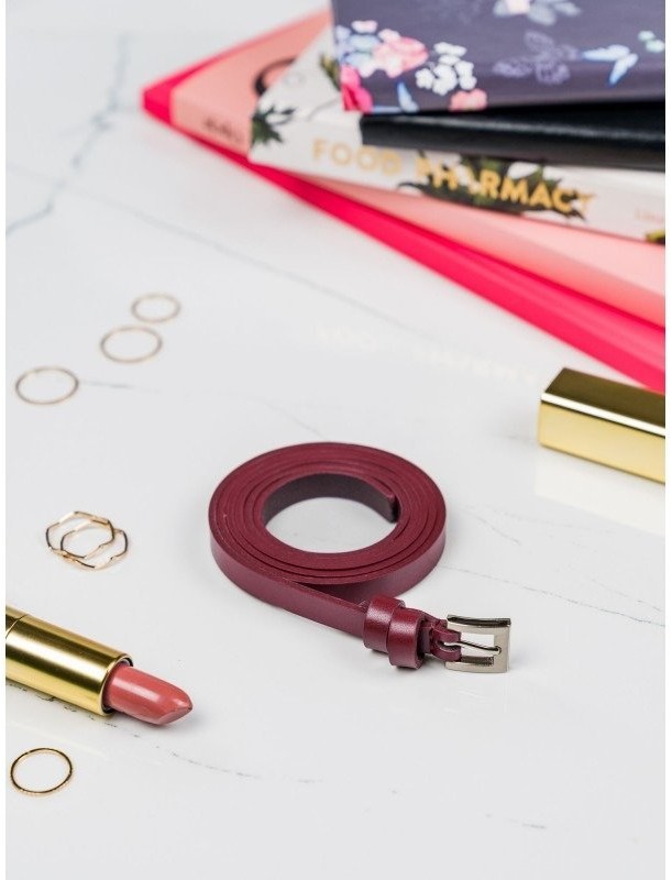 * producent niezdefiniowany Klasyczny, wąski pasek damski ze srebrną, metalową klamerką