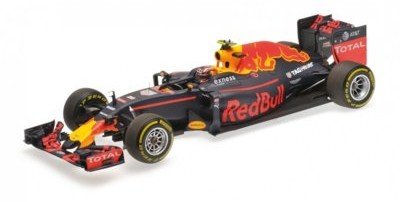 Minichamps Red Bull Racing Tag-Heuer RB12 #26 Daniil Kviat 2016