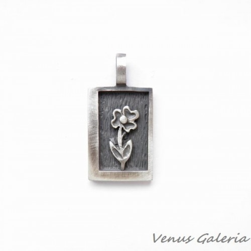 Zawieszka srebrna oksydowana- Polny kwiat 1666
