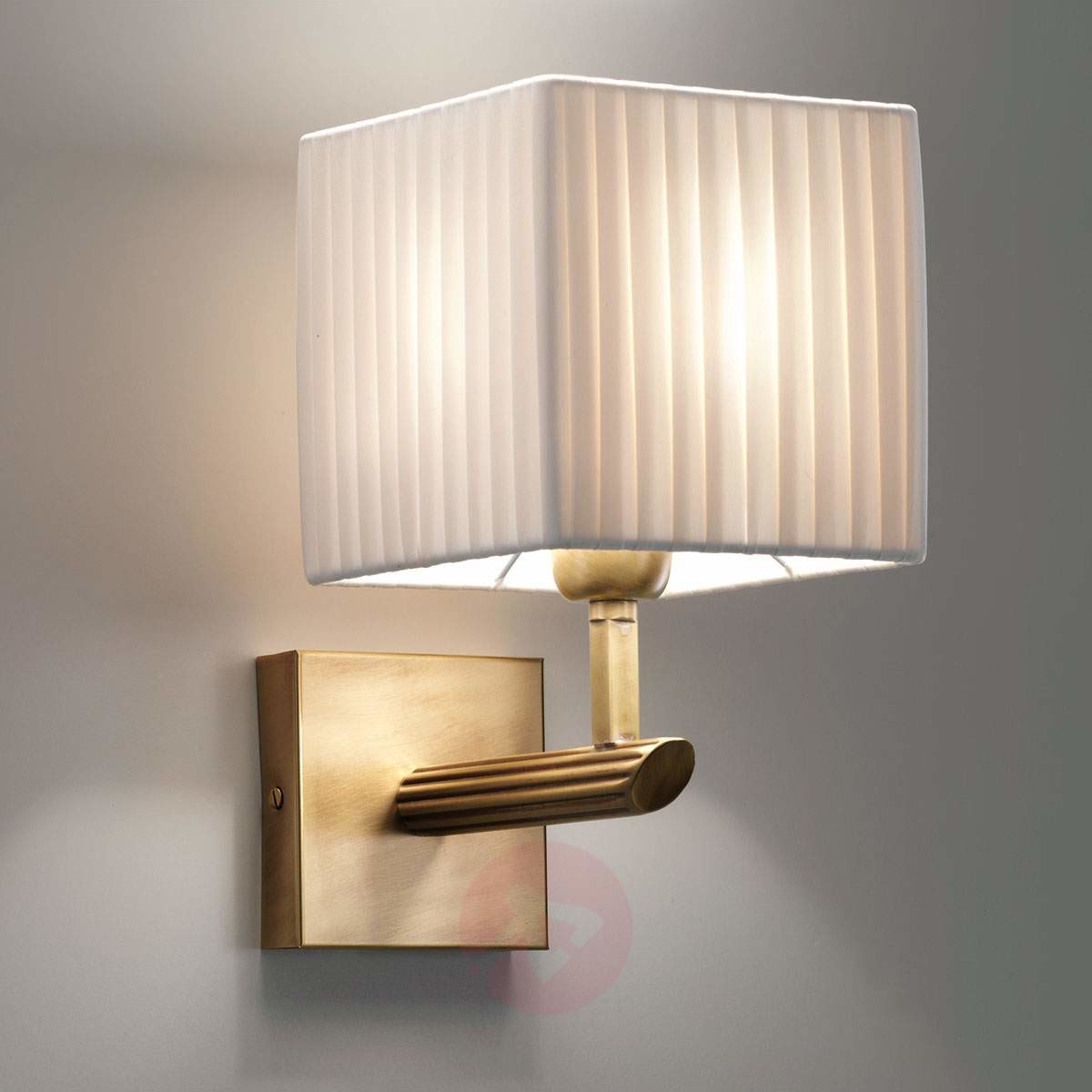 Ciepłe światło dzięki lampie ściennej Imperial