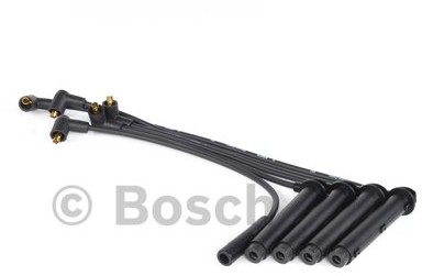 BOSCH Komplet przewodów zapłonowych 0 986 356 731