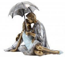 MAX-LAND FIGURKA CAŁUJĄCA SIĘ PARA POD PARASOLEM 15x19 108671