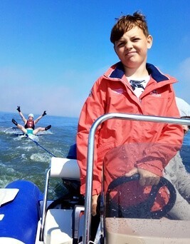 Rejs łodzią motorową  Mielno P0004977