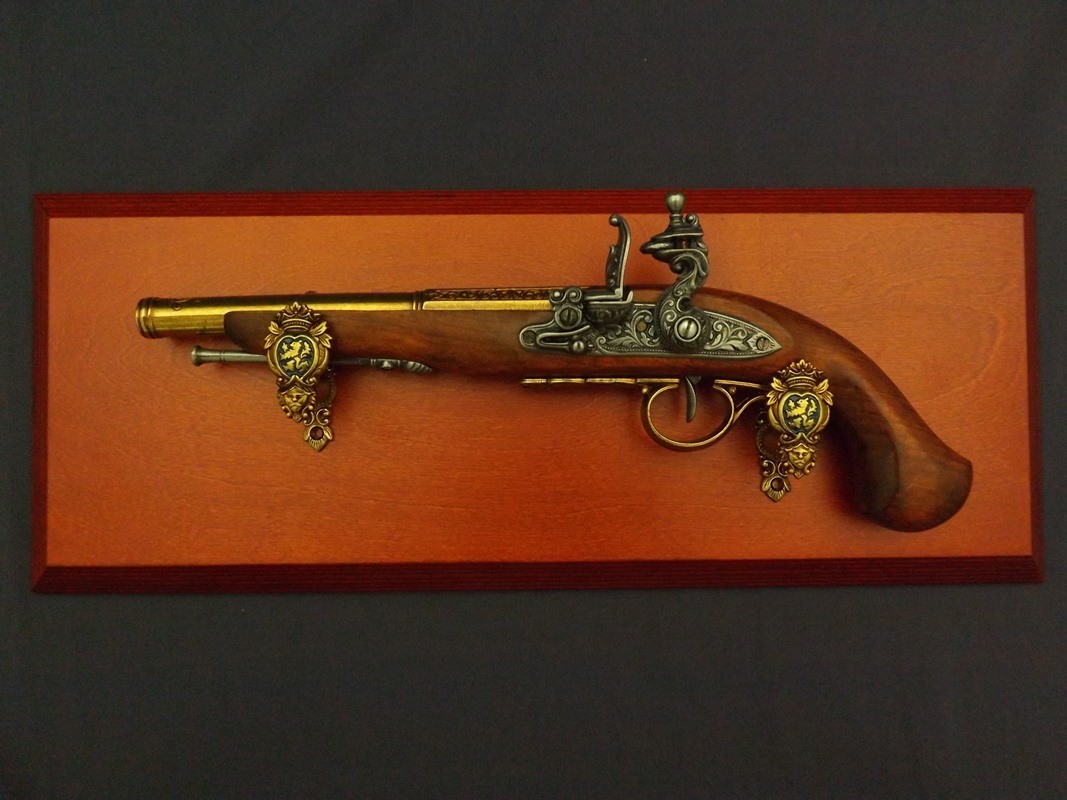 Denix SA REPLIKA NA TABLO PIRACKI PISTOLET SKAŁKOWY MODEL 1129L+TM+23 1129L+TM+23