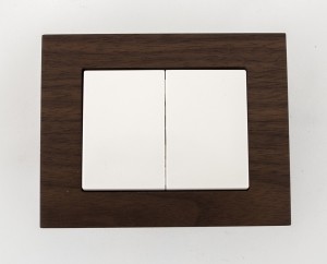 Vilma Włącznik podwójny IP44 biały P510-020-04B