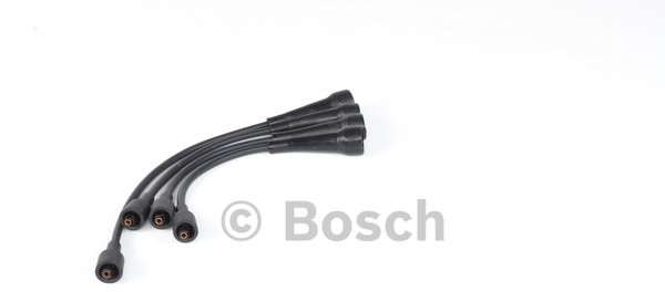 BOSCH Komplet przewodów zapłonowych 0 986 356 967