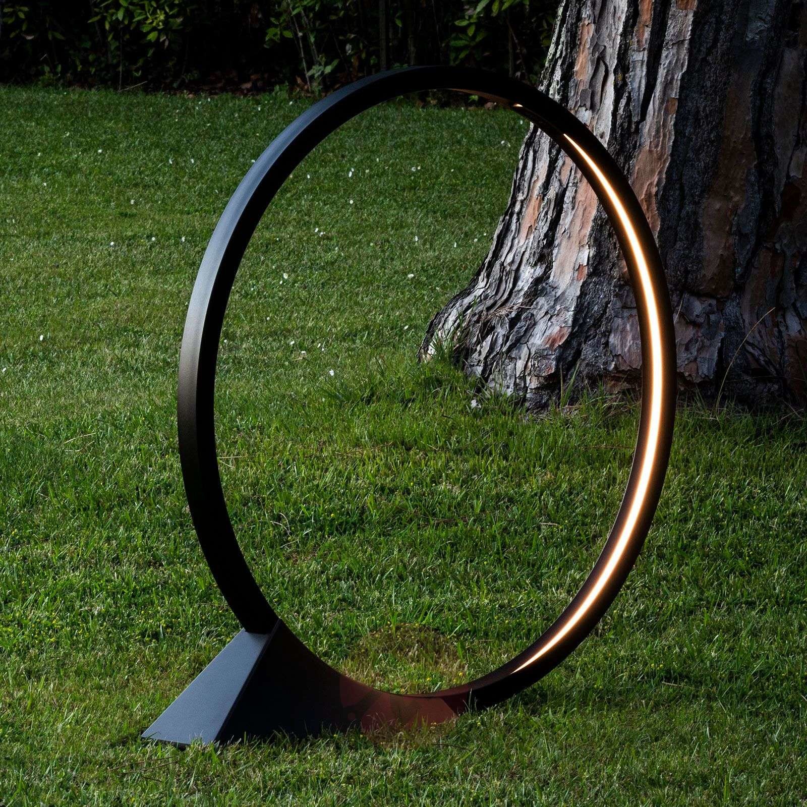 Artemide O lampa stojąca LED