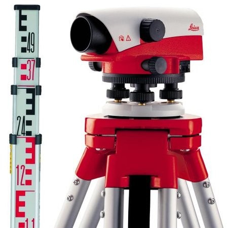 Leica Geosystems Niwelator precyzyjny NA 730 zestaw ze statywem i łatą