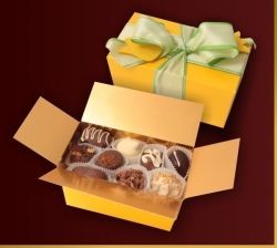 Chocobox Duży-Żółty-Kuferek-z-Pralinkami