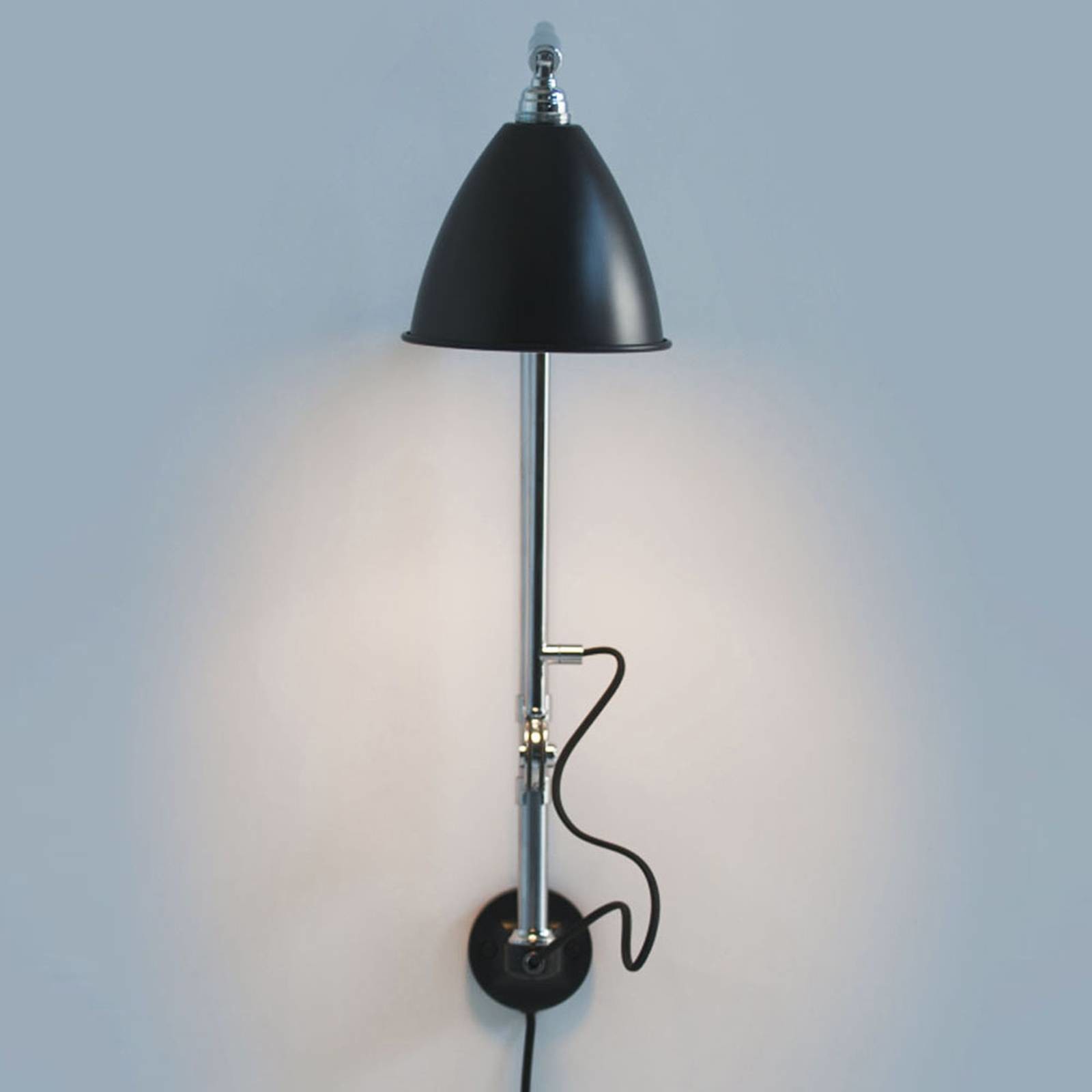 GUBI GUBI Bestlite BL5 lampa ścienna chromowa/czarna