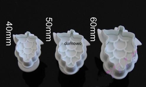 PLASTIKOWE FOREMKI wykrawacze CIASTEK 3szt winogro
