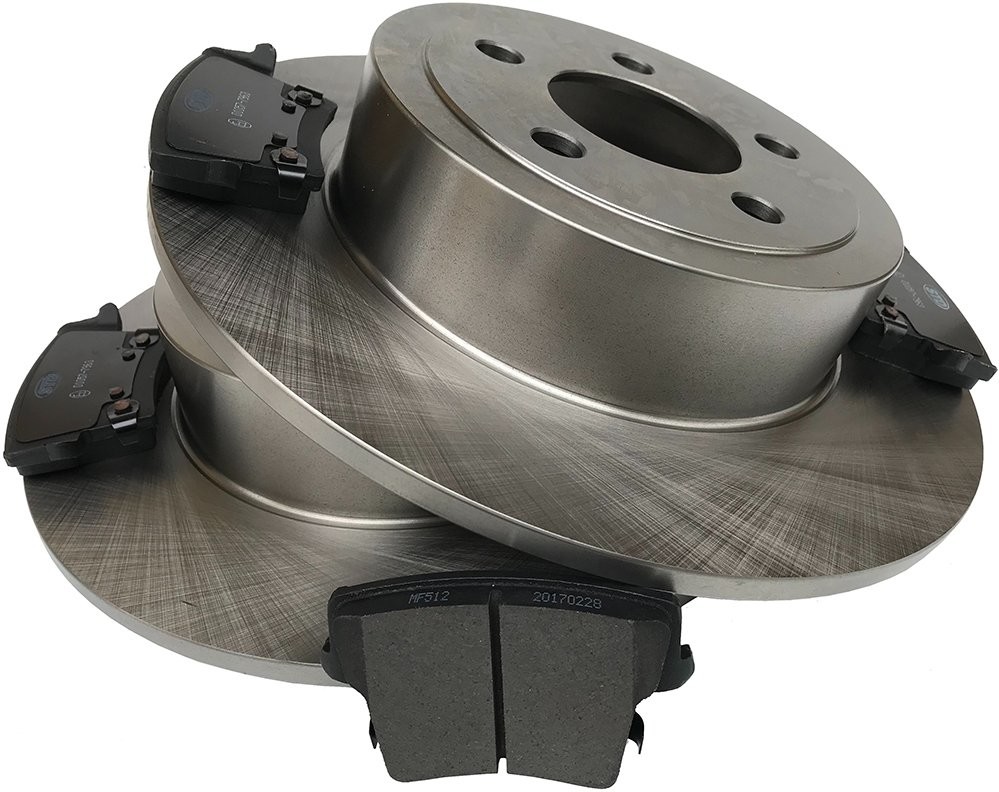 Tylne klocki + NIE wentylowane tarcze hamulcowe Chrysler 300C 2545+ALD1057