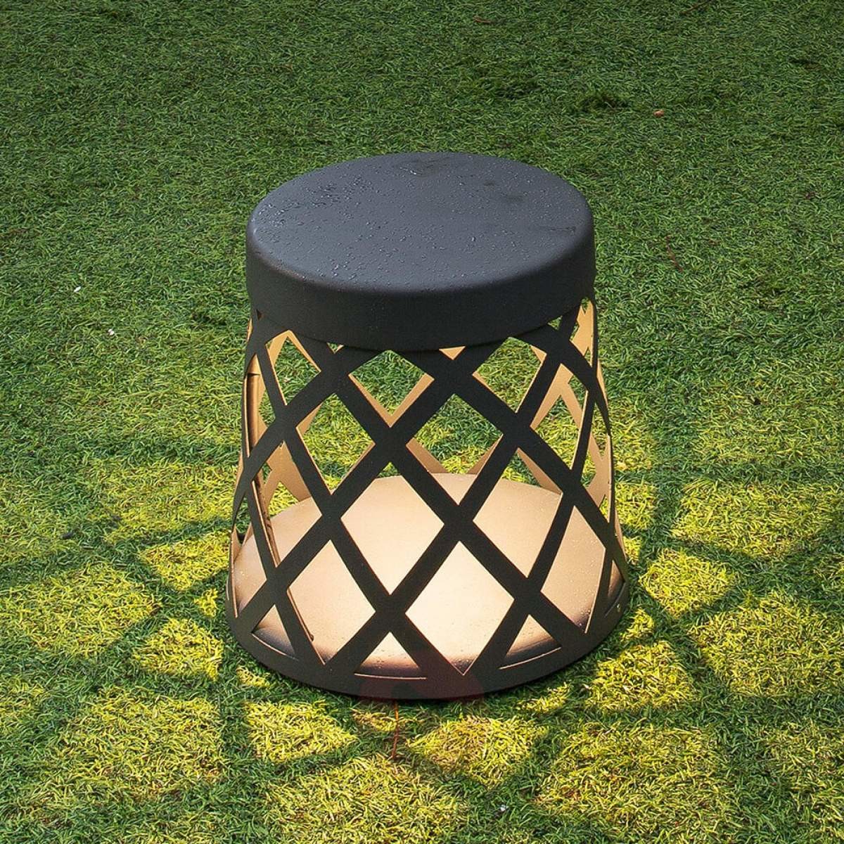 Faro Lorefar Shadow dekoracyjna lampa zewnętrzna LED, IP65