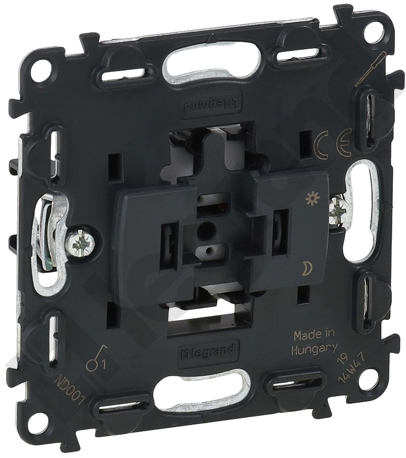 Legrand Ramka potrójna VALENA ALLURE czarny mat 754403