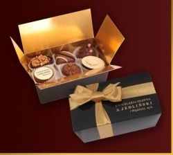 Chocobox Pralinki-w-małym-kuferku-/12-pralin/