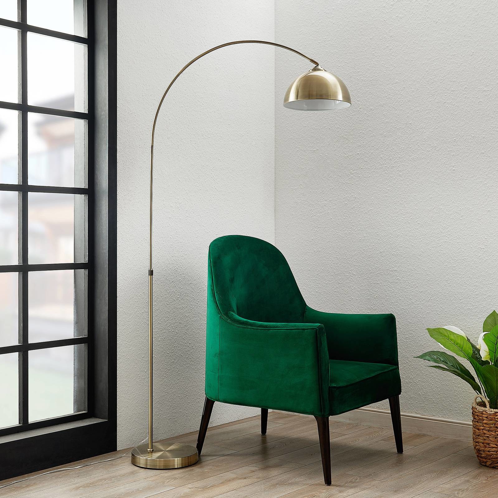 LINDBY Lindby Lennart lampa podłogowa, mosiężna antyk