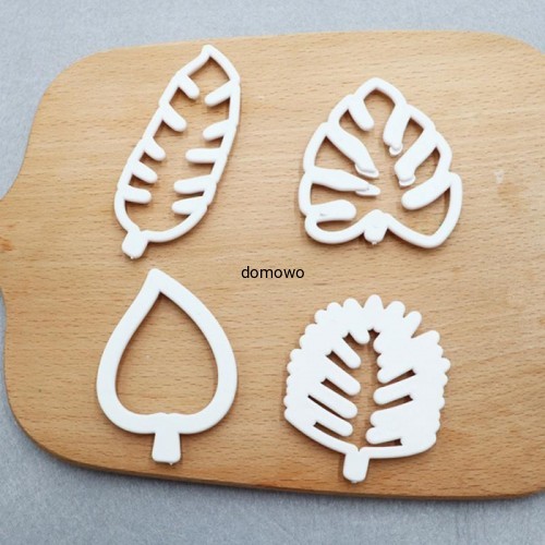 PLASTIKOWE WYKRAWACZE Z LUKRU MASY 4 LISTKI LIŚCIE