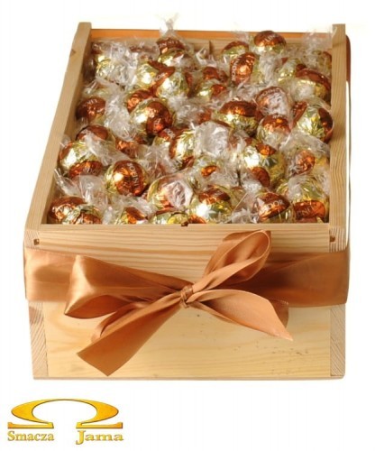 Lindt Skrzynka pralinek karmelowa krówka Lindor 1kg 4776-676F4