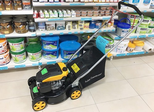 Gardener John G83050