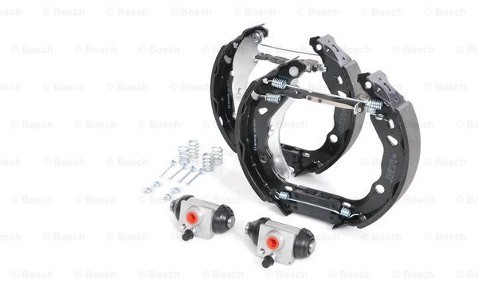 BOSCH KIT SUPERPRO, zestaw szczek hamulcowych + cylinderek hamulca koła zamontowany z tyłu, 0 204 114 679 0204114679