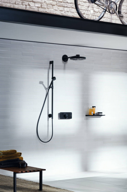 Hansgrohe One Zestaw prysznicowy ścienny czarny mat 48791670