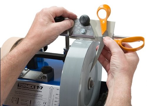 Tormek SVX-150 przyrząd do nożyc do odsysania pyłu SVX-150
