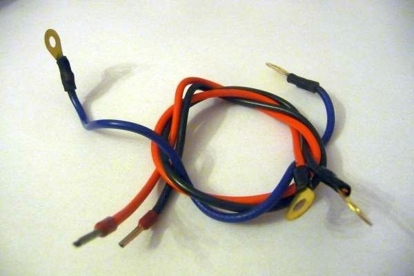 brak danych Kable do zasilaczy buforowych 24V i akumulatorów 18A