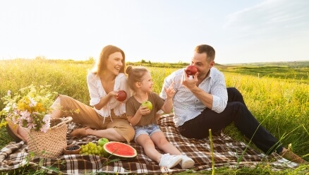 rodzina na pikniku