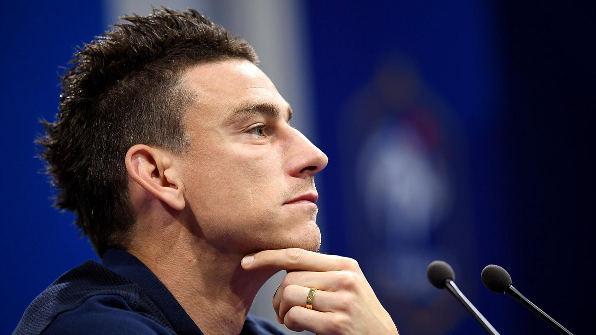 Dziadek Koscielny woli Scrabble od Twittera