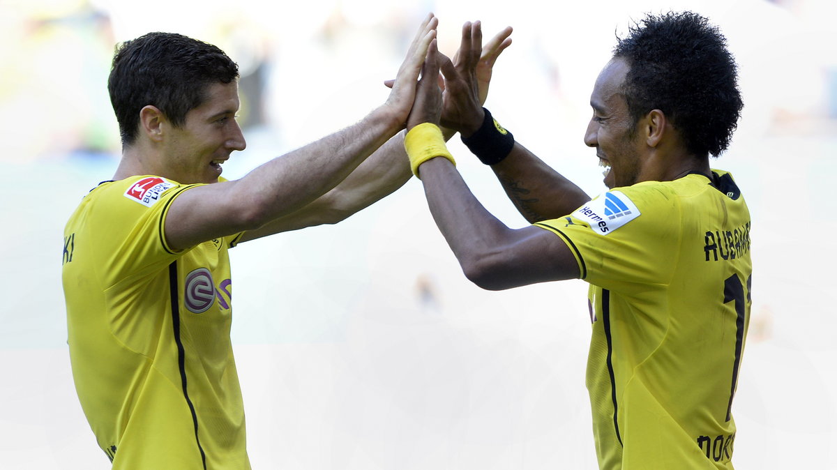 Robert Lewandowski (L) i Pierre-Emerick Aubameyang