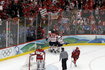 2010-02-25T023139Z_01_OLY345_RTRIDSP_3_OLYMPICS-ICEHOCKEY.jpg