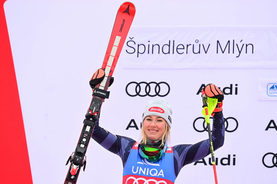 Mikaela Shiffrin po zajęciu 2. miejsca w niedzielnych zawodach Pucharu Świata w czeskim Szpindlerowym Młynie