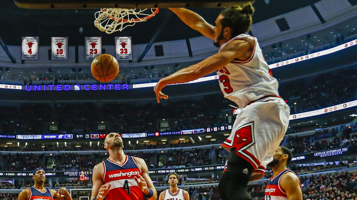 Chicago Bulls- Washington Wizards (Marcin Gortat drugi od lewej)