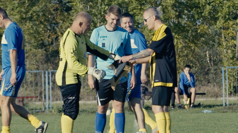 Muzycy metalowi grają o trofeum, którego… nie ma