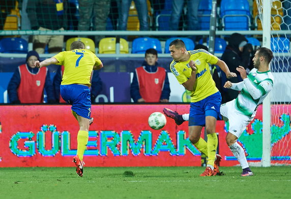 PIŁKA NOŻNA EKSTRAKLASA ARKA GDYNIA LECHIA GDAŃSK (Adrian Błąd )