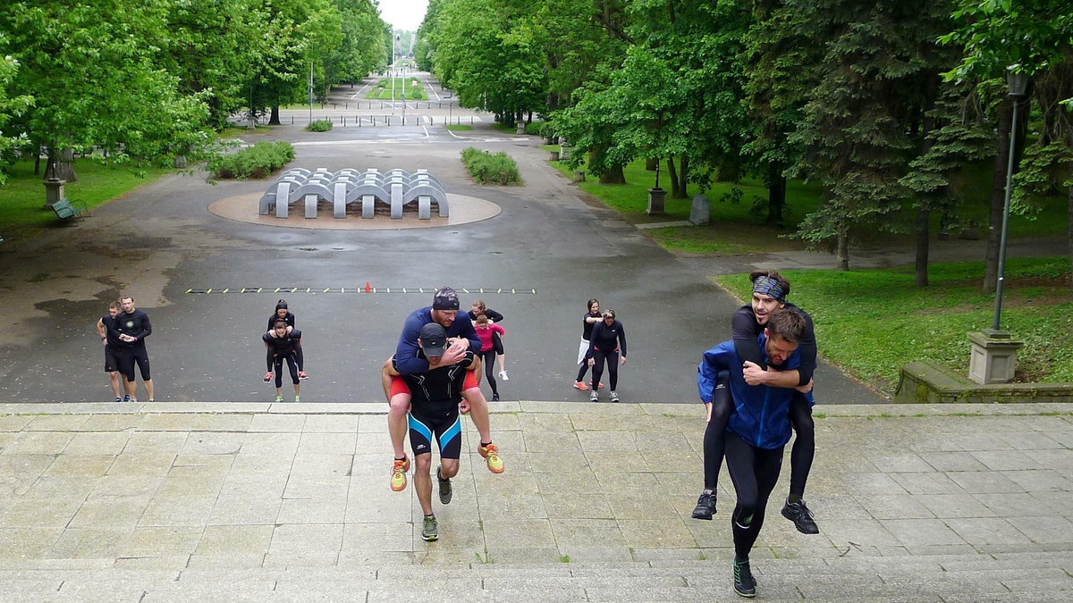 Zajęcia Boot Camp odbywają się na świeżym powietrzu