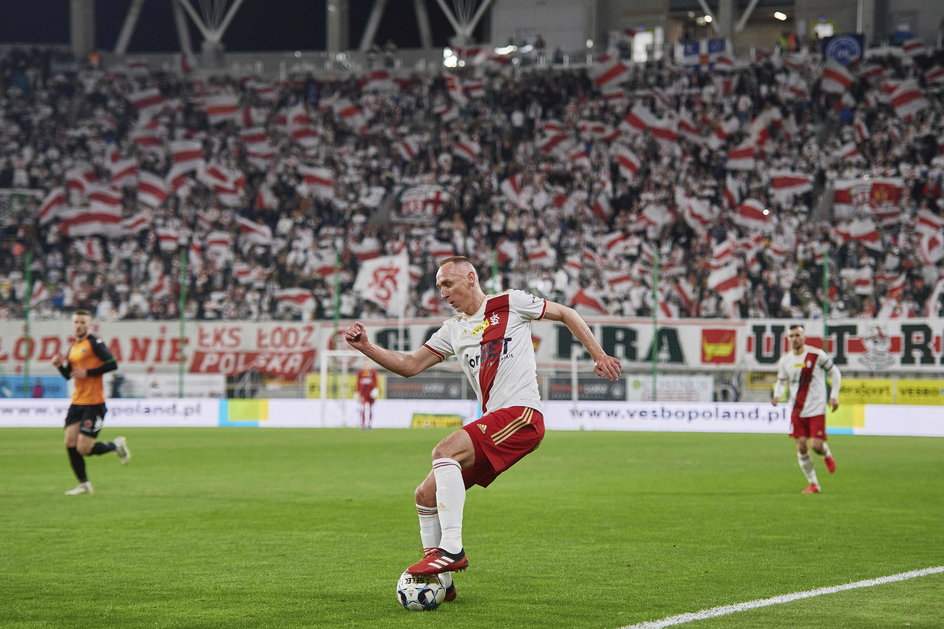 Adam Marciniak w meczu ŁKS na nowym stadionie.